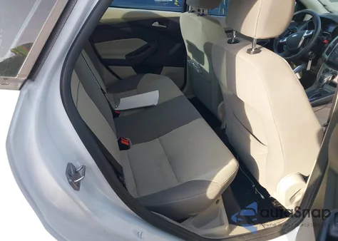 2013 Ford Focus Se z USA, uszkodzony, nr VIN 1FADP3F29DL239824